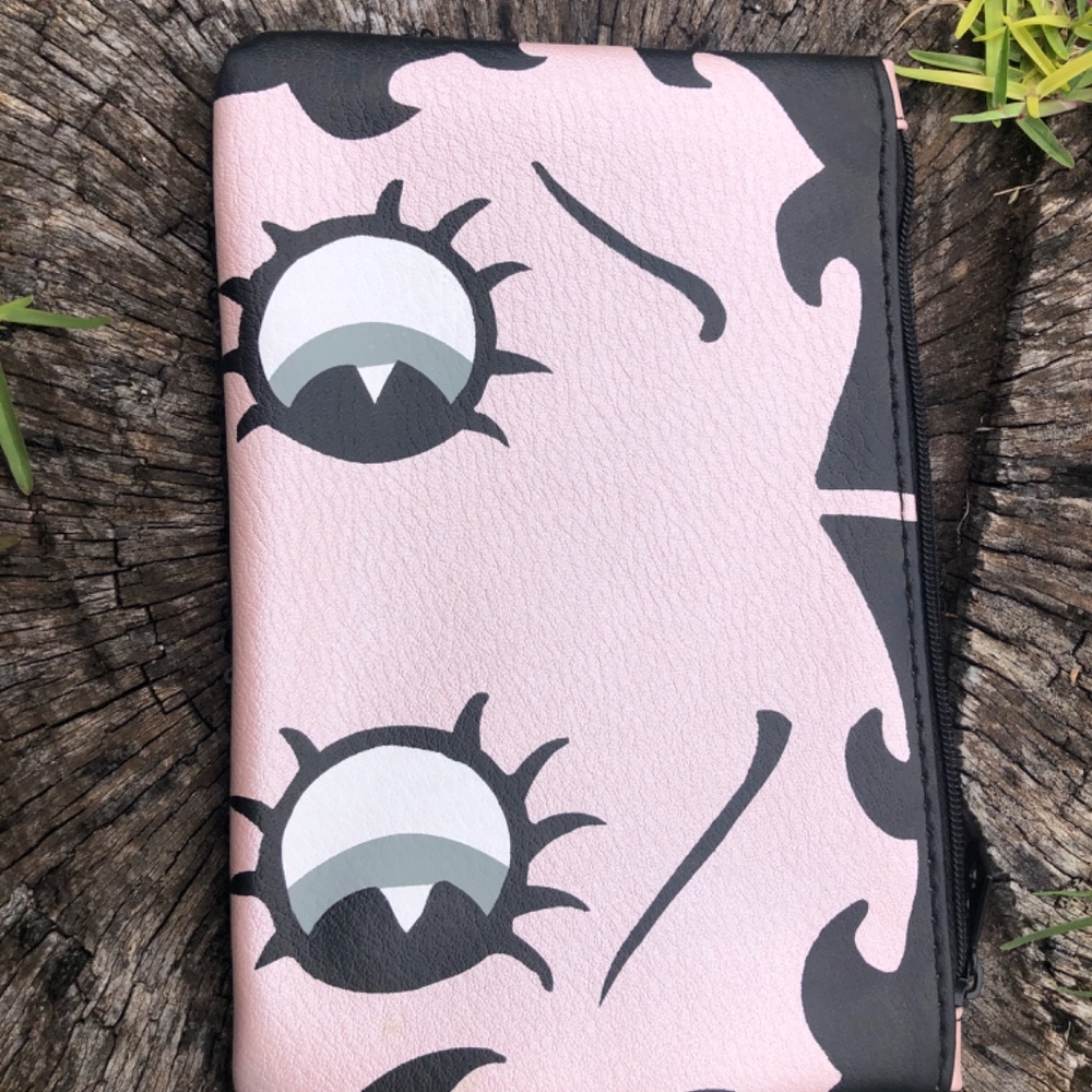 Betty Boop Wallet - Picture 1 of 4